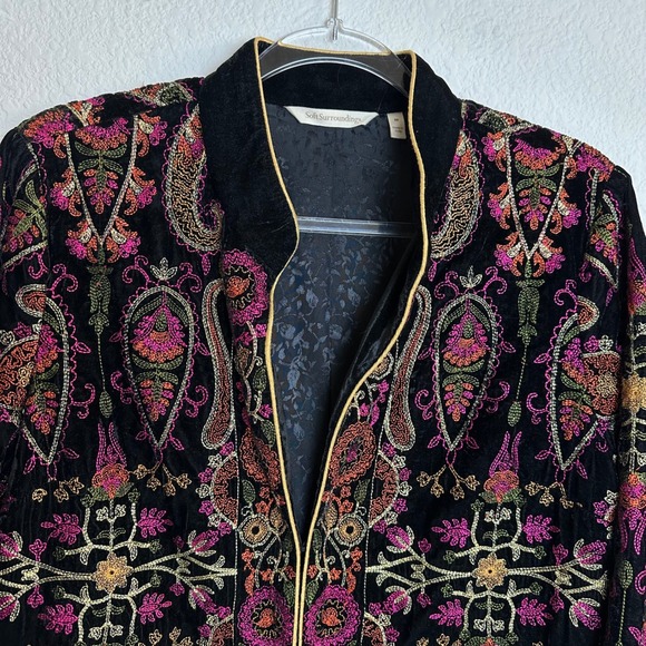 Soft Surroundings Jackets & Blazers - Soft Surroundings Black Veranasi Velvet Embroidered Paisley Jacket Womens Medium